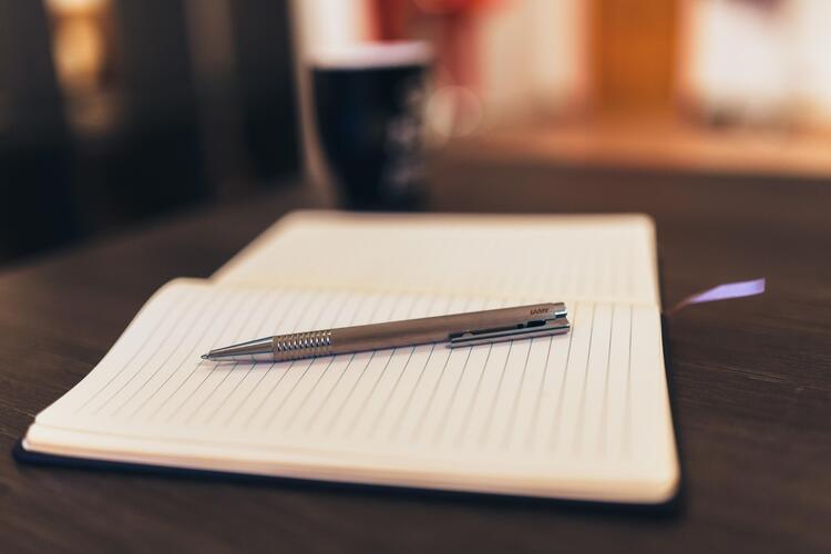 notepad-926046.jpg